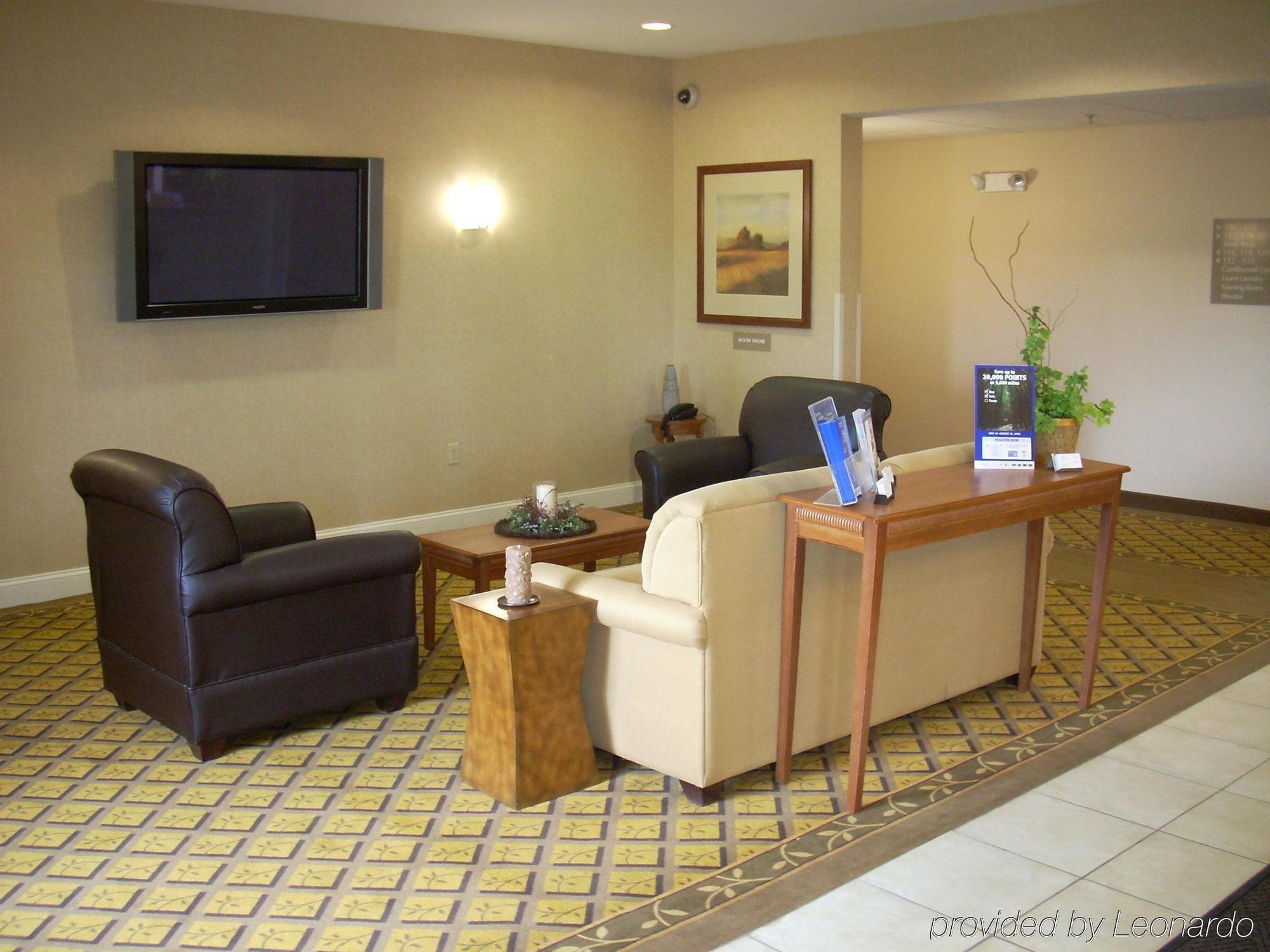 Candlewood Suites Windsor Locks, An Ihg Hotel Interior photo