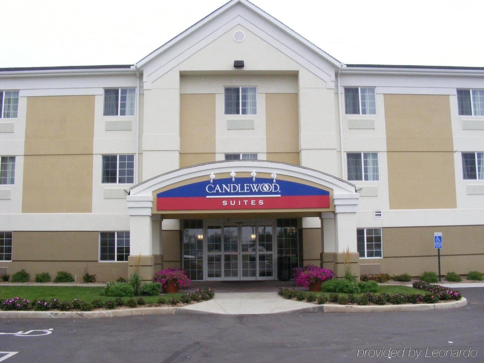 Candlewood Suites Windsor Locks, An Ihg Hotel Exterior photo